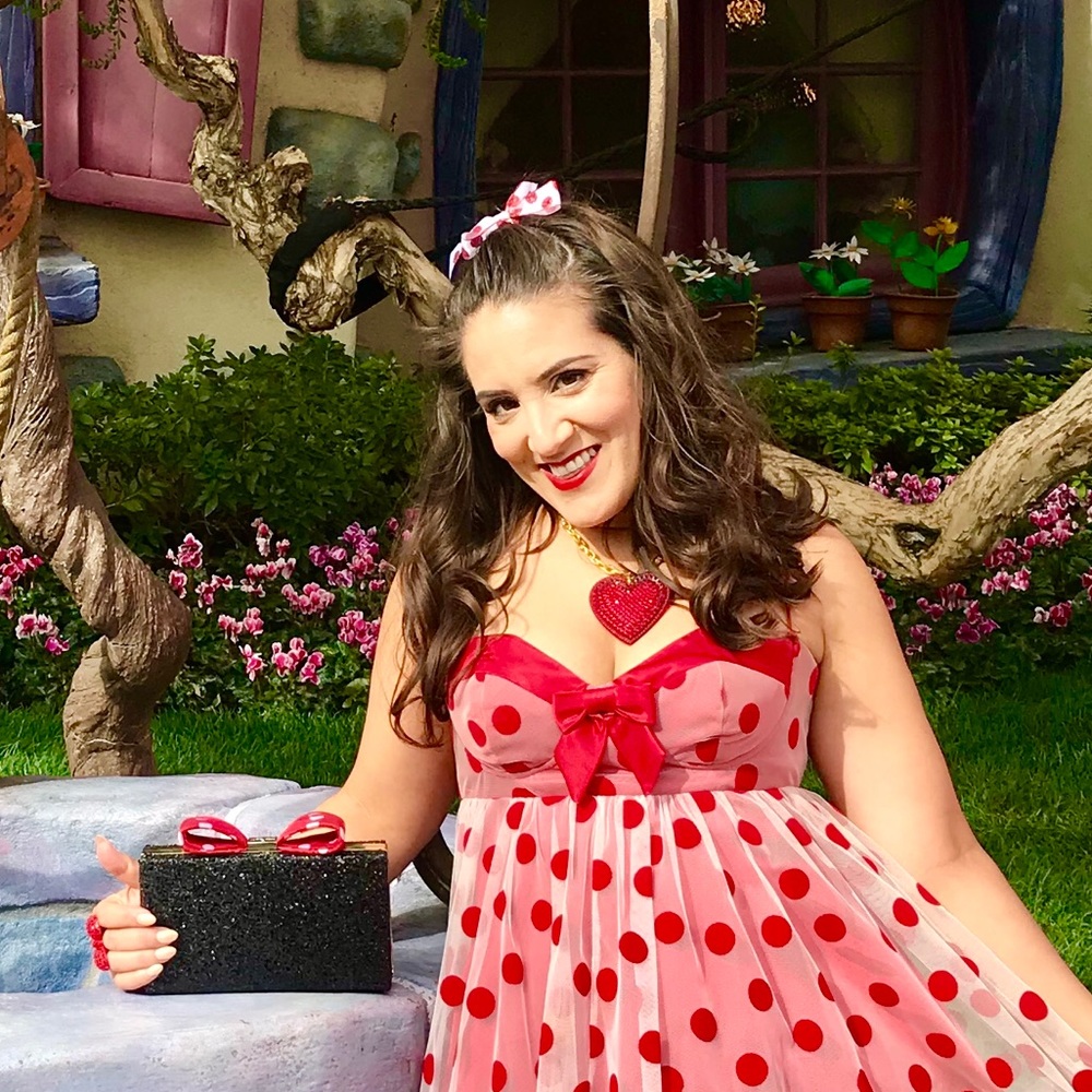 Meet your Posher, Leticia